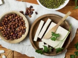 Pflanzenproteine im Fokus: Die besten veganen Eiweißquellen und worauf es bei der Aufnahme ankommt