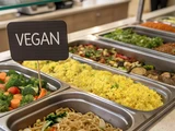 E-Mail-Vorlagen: Für ein veganes Angebot in Schulen, Kliniken, Betriebsrestaurants & Co.