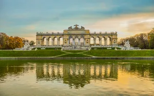 © Pexels | Caio Blick auf die Gloriette im oberen Teil des Schönbrunner Schlossparks