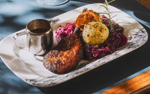 Veganes Gansl mit Rotkraut