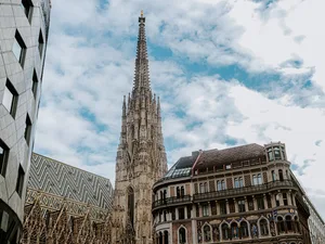 © Pexels | Igorejov Blick auf den Turm des Stephansdoms in der Wiener Innenstadt