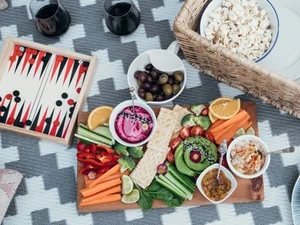 Vegane Rezepte für Picknicks & Partys