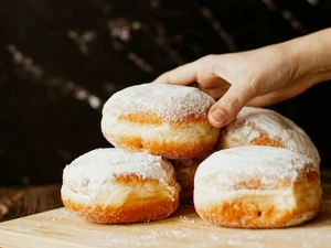 Zwischen Krapfen und Kostümen: Vegane Faschingszeit