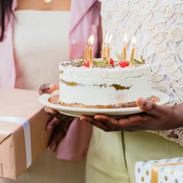 © -- Der perfekte vegane Geburtstag: Rezepte & Geschenkideen