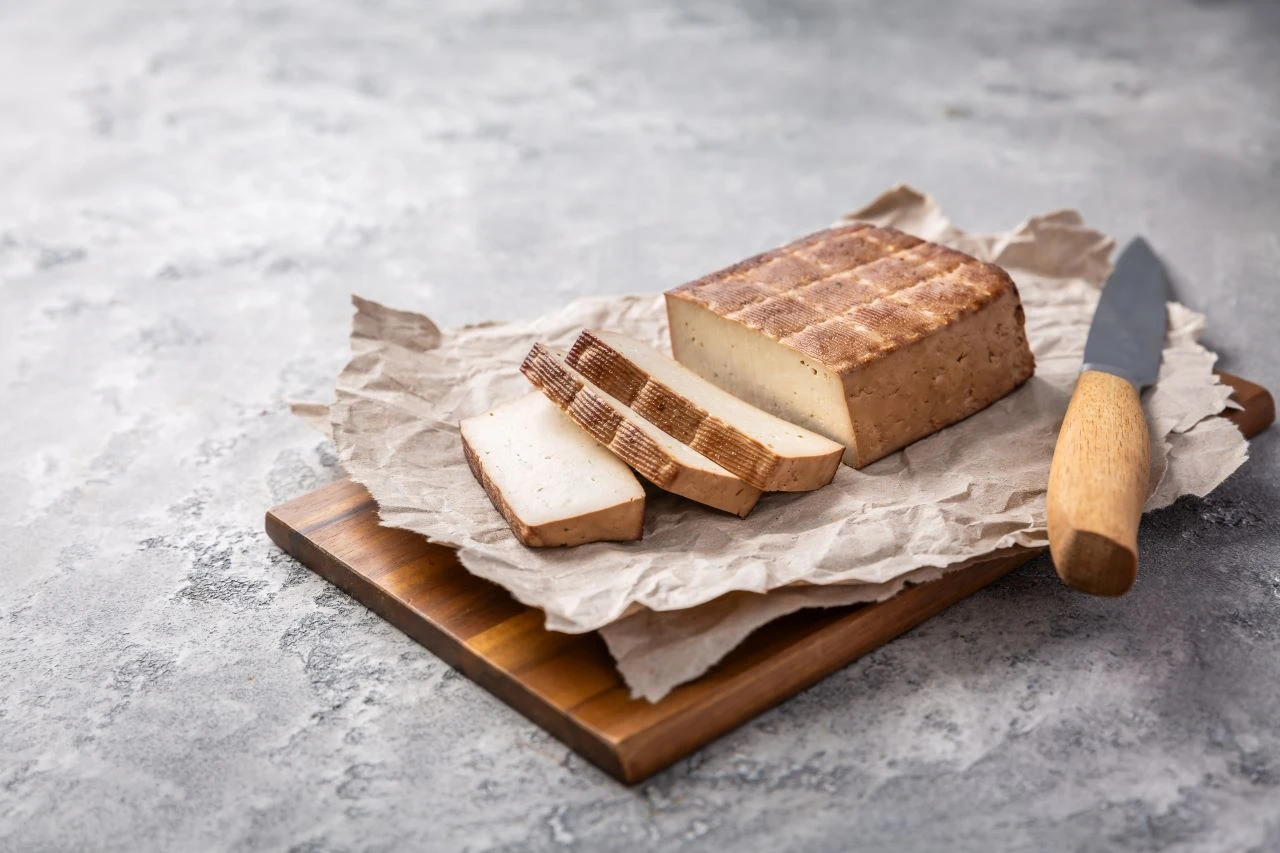 raeuchertofu_adobe_small.jpg
