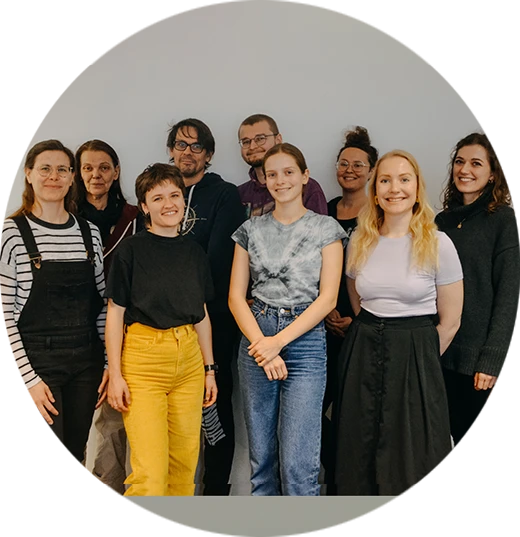 teamfoto_rund.png